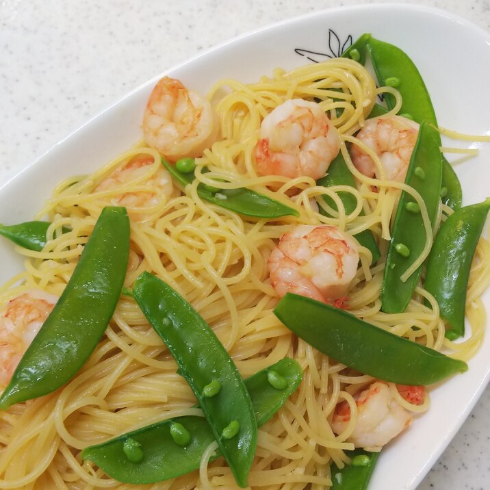 エビとスナップえんどうのスパゲッティ